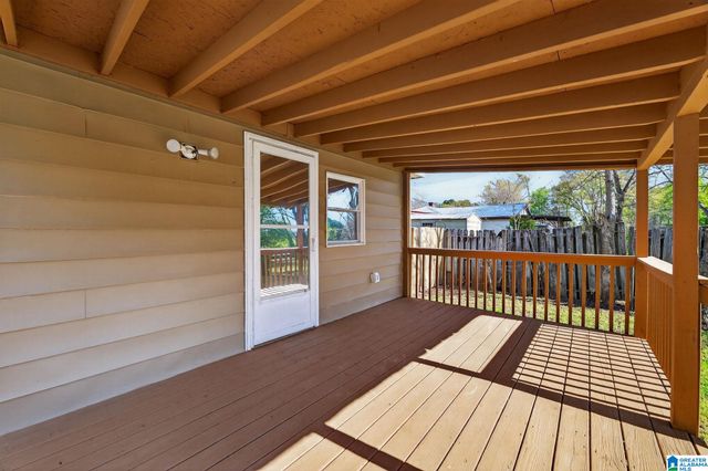 1605 27TH AVENUE N, Hueytown, AL 35023