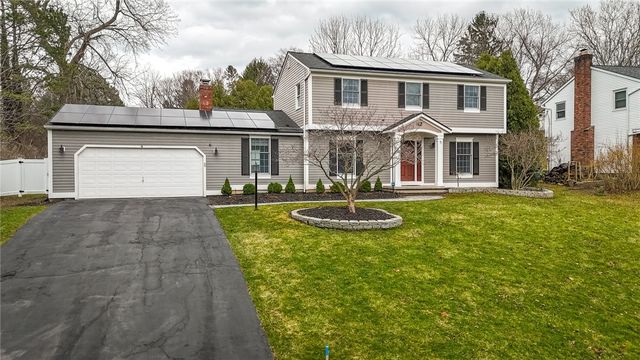 42 Bromley Road, Pittsford, NY 14534