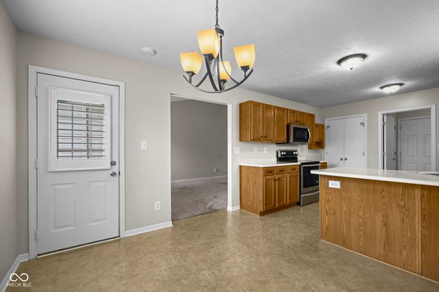 2024 Galaxy Drive, Franklin, IN 46131