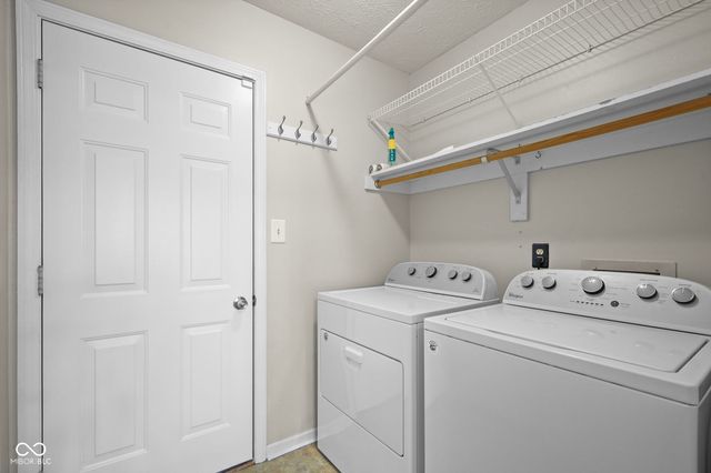 2024 Galaxy Drive, Franklin, IN 46131