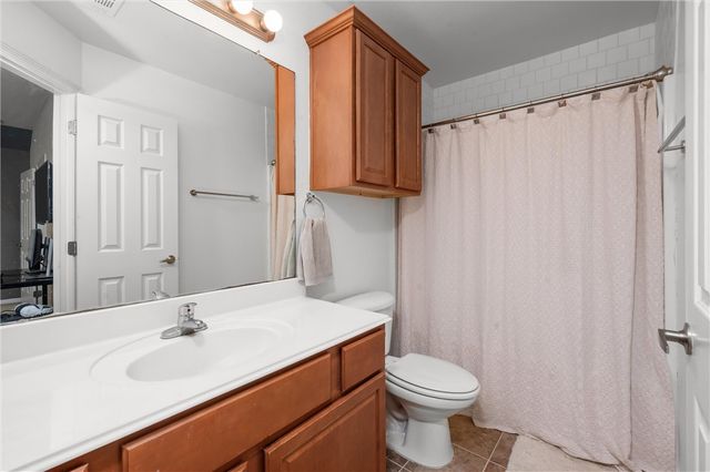 305 Holleman Drive E 205, College Station, TX 77840