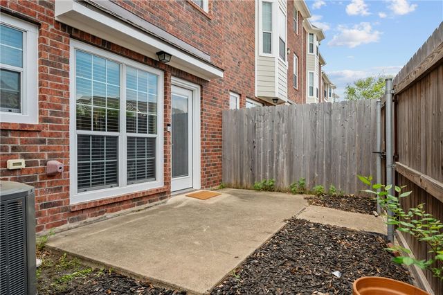 305 Holleman Drive E 205, College Station, TX 77840