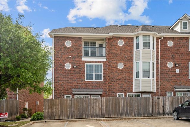 305 Holleman Drive E 205, College Station, TX 77840