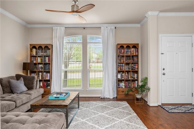 305 Holleman Drive E 205, College Station, TX 77840