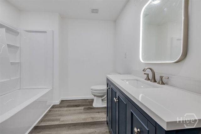 8508 Clarke Avenue, Savannah, GA 31406