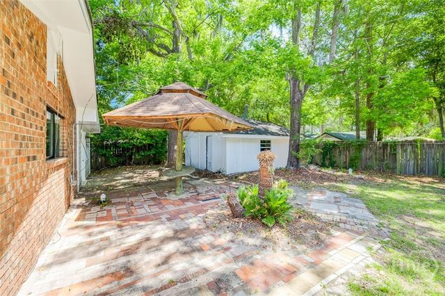 8508 Clarke Avenue, Savannah, GA 31406