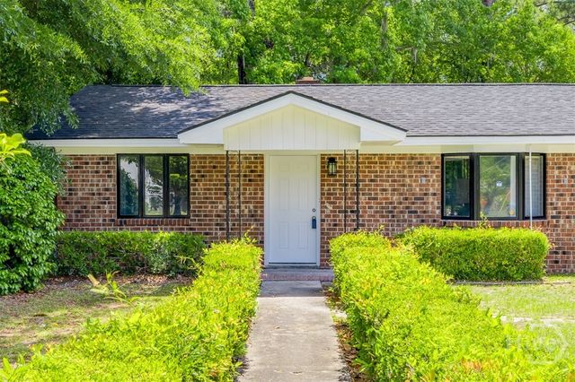 8508 Clarke Avenue, Savannah, GA 31406