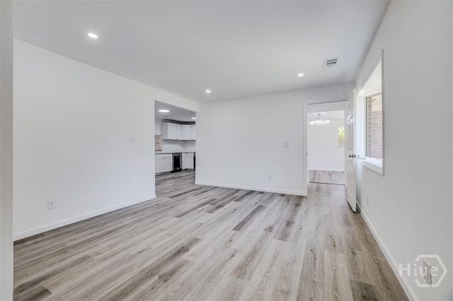 8508 Clarke Avenue, Savannah, GA 31406