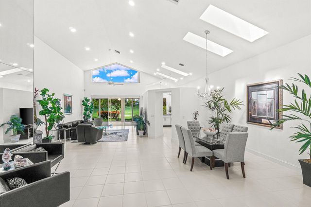 6210 Evian Place, Boynton Beach, FL 33437