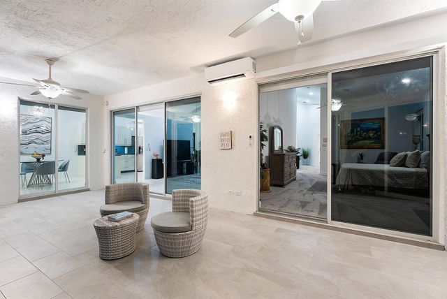 6210 Evian Place, Boynton Beach, FL 33437