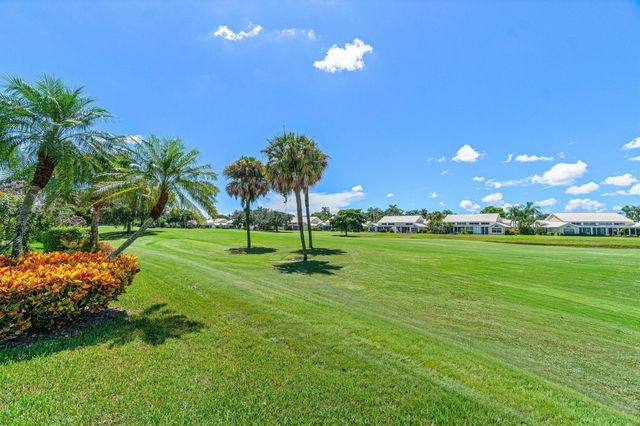 6210 Evian Place, Boynton Beach, FL 33437