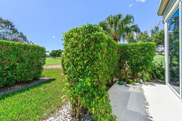 6210 Evian Place, Boynton Beach, FL 33437