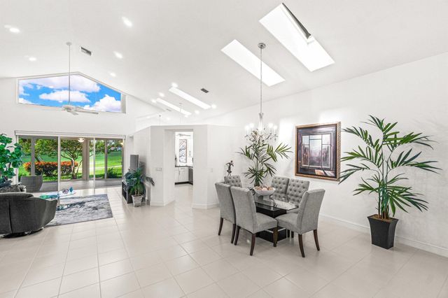 6210 Evian Place, Boynton Beach, FL 33437