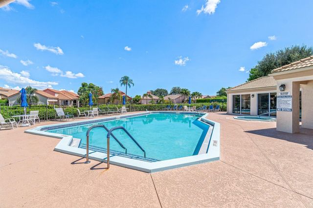 6210 Evian Place, Boynton Beach, FL 33437