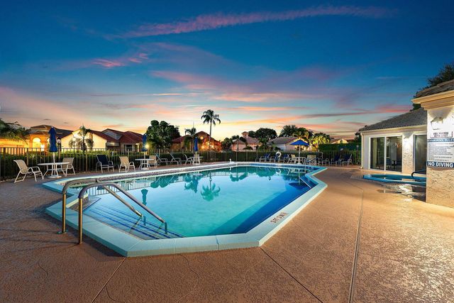 6210 Evian Place, Boynton Beach, FL 33437