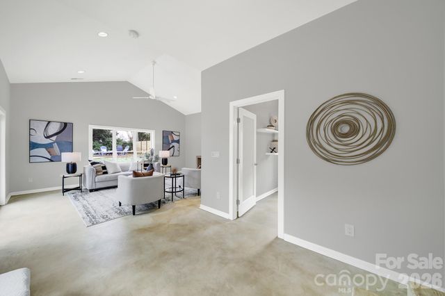 5001 White Oak Road, Charlotte, NC 28210