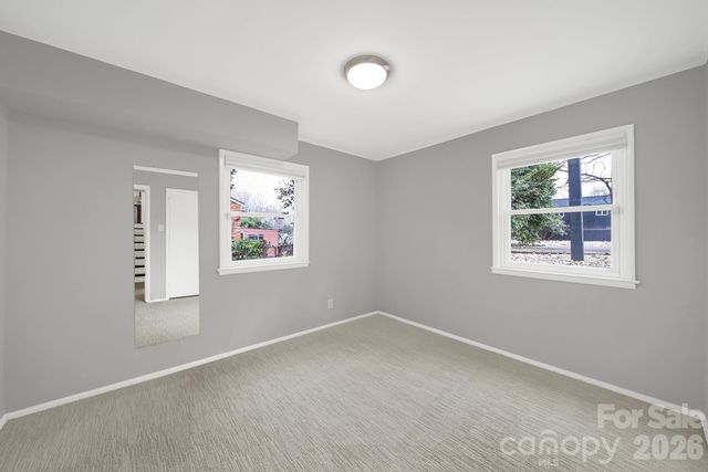 5001 White Oak Road, Charlotte, NC 28210