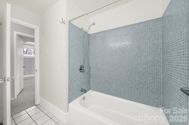 5001 White Oak Road, Charlotte, NC 28210