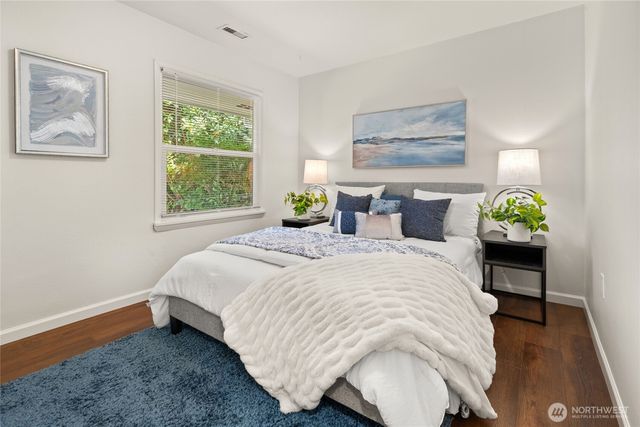 3922 214th Street SW, Mountlake Terrace, WA 98043