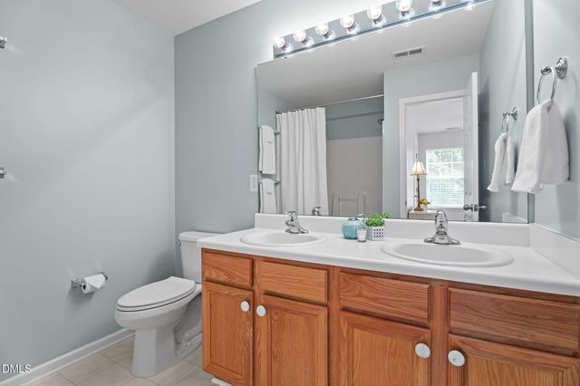 2722 Willow Pines Place, Raleigh, NC 27614