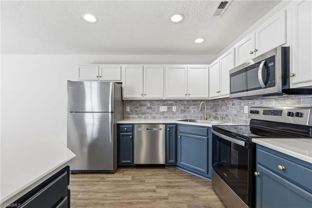 8 Andrew Paul Way, Greensboro, NC 27410