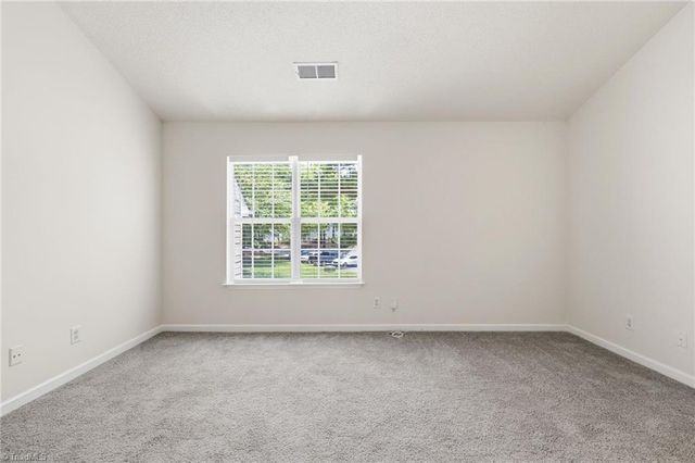 8 Andrew Paul Way, Greensboro, NC 27410