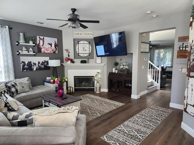 2646 2646 Ozark Dr, Tracy, CA 95304