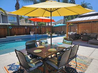 2646 2646 Ozark Dr, Tracy, CA 95304