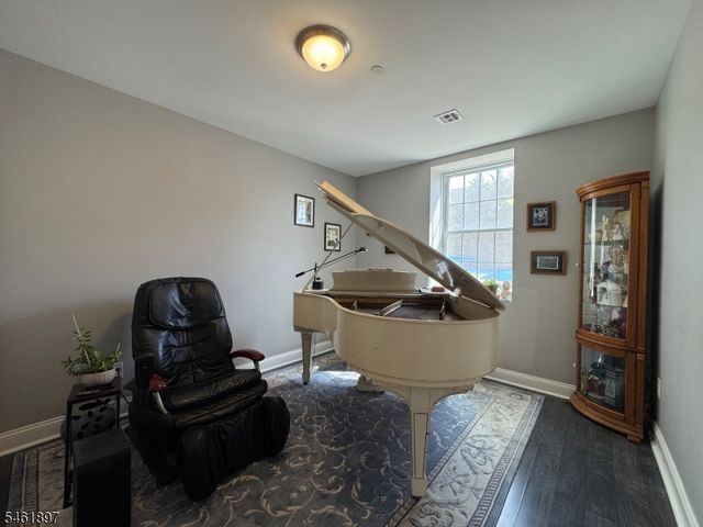 445 Van Houten Ave 105, Passaic City, NJ 07055