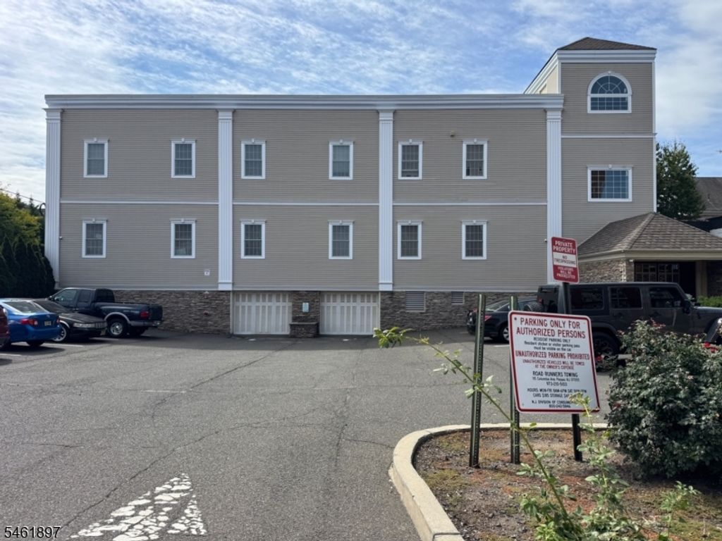 445 Van Houten Ave 105, Passaic City, NJ 07055