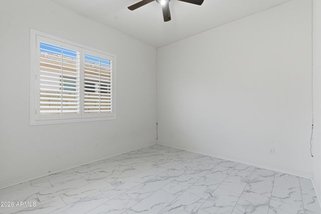 1083 E HOLLAND PARK Drive, Gilbert, AZ 85297