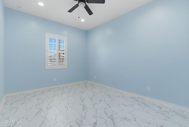 1083 E HOLLAND PARK Drive, Gilbert, AZ 85297