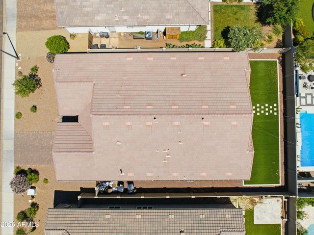1083 E HOLLAND PARK Drive, Gilbert, AZ 85297