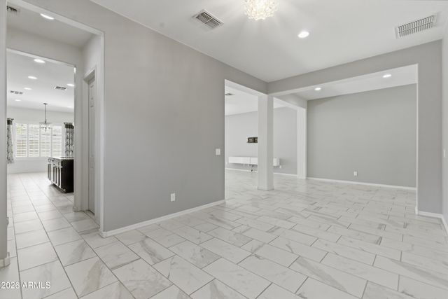 1083 E HOLLAND PARK Drive, Gilbert, AZ 85297