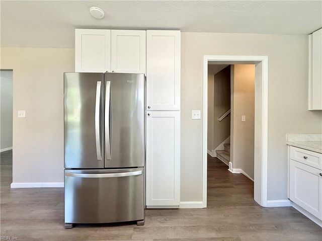 3900 Edinburgh DR, Virginia Beach, VA 23452