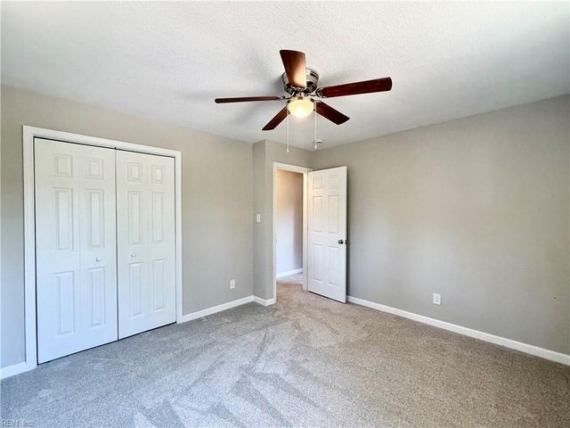 3900 Edinburgh DR, Virginia Beach, VA 23452