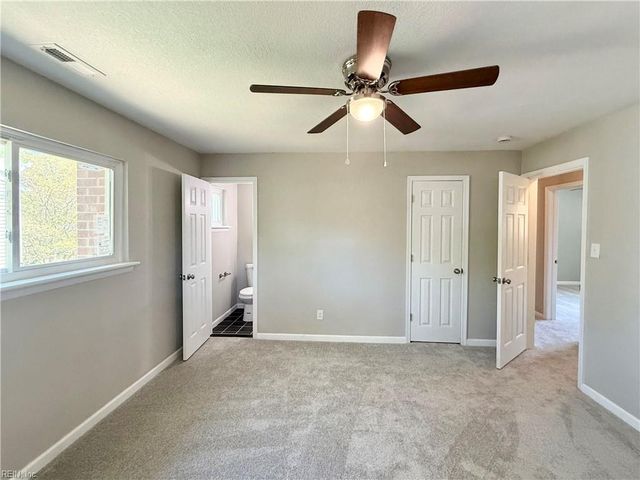 3900 Edinburgh DR, Virginia Beach, VA 23452