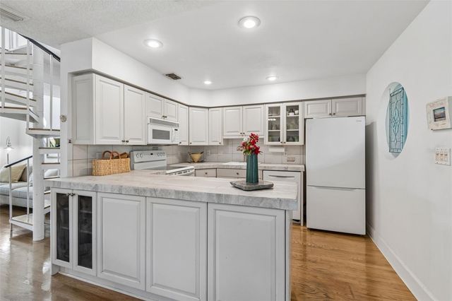 600 N MAYO STREET, Crystal Beach, FL 34681