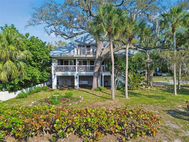600 N MAYO STREET, Crystal Beach, FL 34681