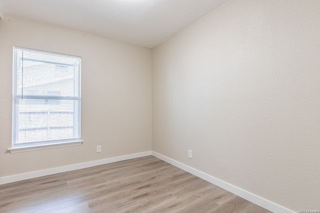 1366 BAYOU DR, San Antonio, TX 78245