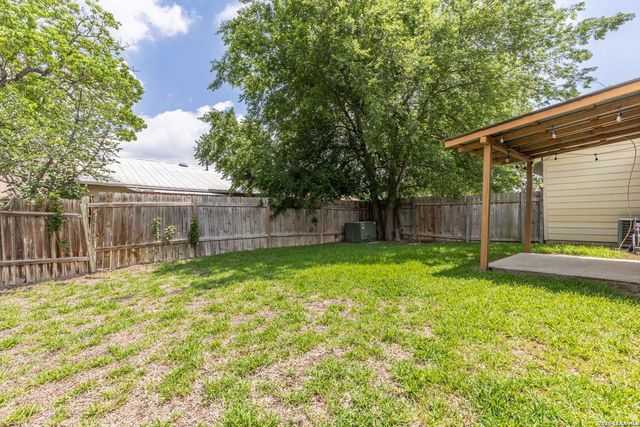 1366 BAYOU DR, San Antonio, TX 78245
