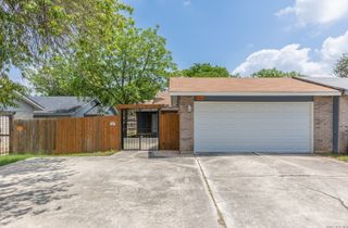 1366 BAYOU DR, San Antonio, TX 78245