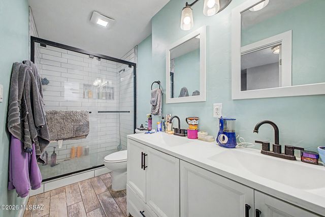1172 E Allen Road, Tucson, AZ 85719