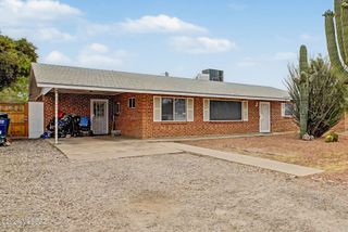 1172 E Allen Road, Tucson, AZ 85719