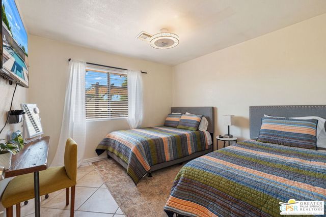 628 S Mountain View Drive, Palm Springs, CA 92264