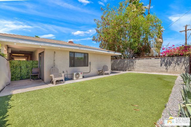 628 S Mountain View Drive, Palm Springs, CA 92264