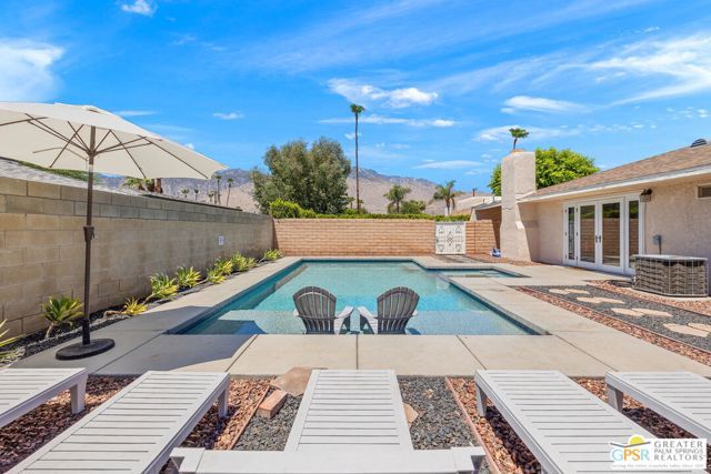 628 S Mountain View Drive, Palm Springs, CA 92264