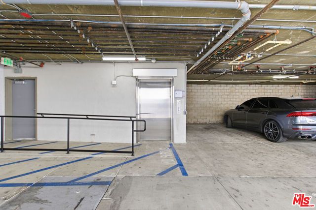 8827 Van Nuys Boulevard 103, Panorama City (los Angeles), CA 91402