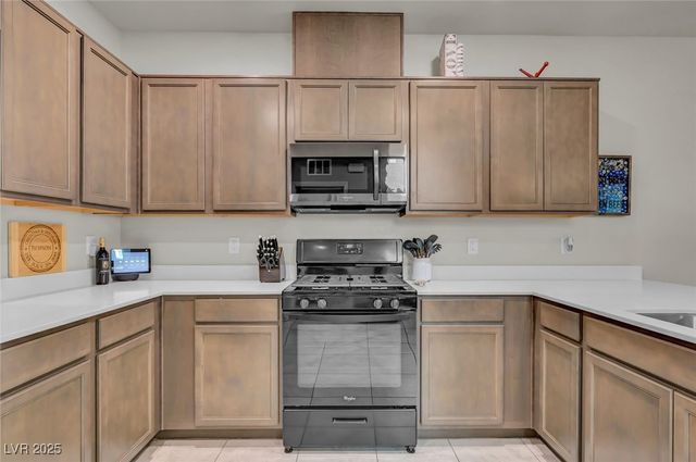 1029 Mineral Wells Avenue, North Las Vegas, NV 89086