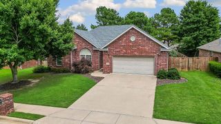 1409 S Breckenridge Loop, Rogers, AR 72756